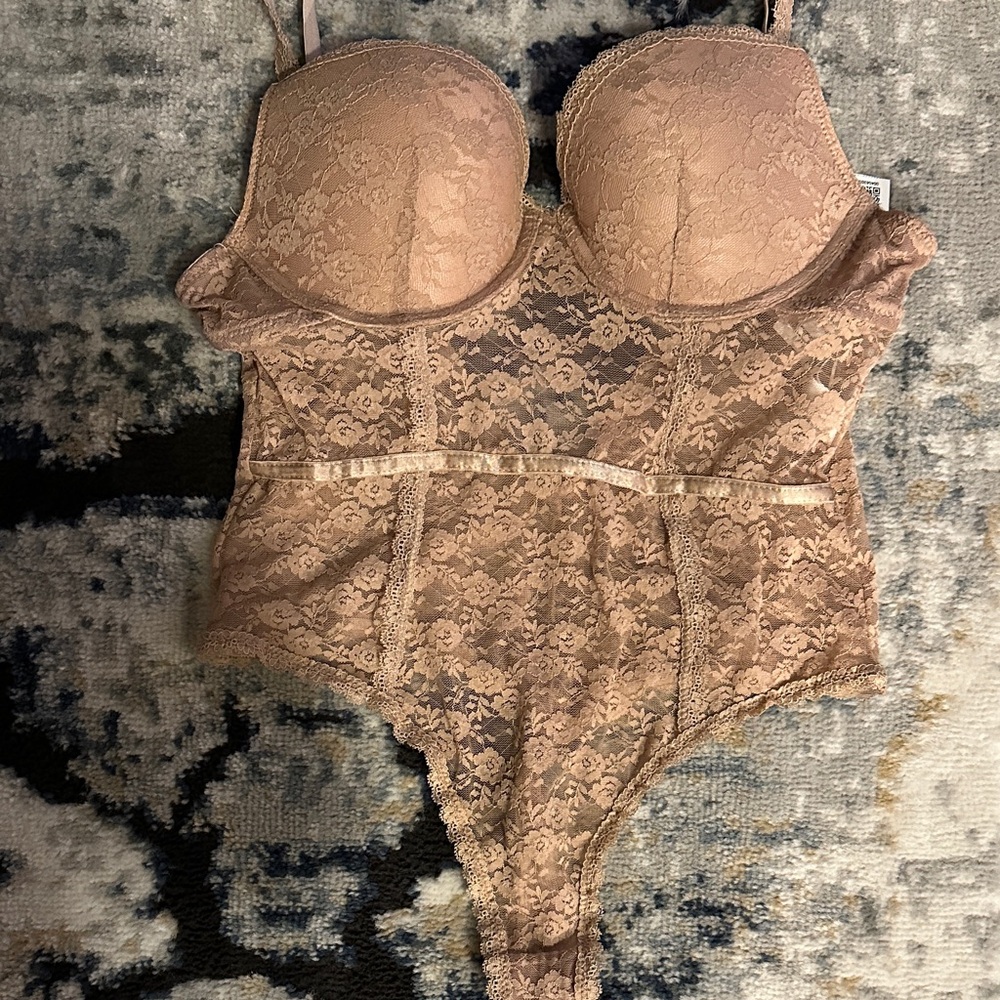 Forever 21 Lace Bodysuit in Brown